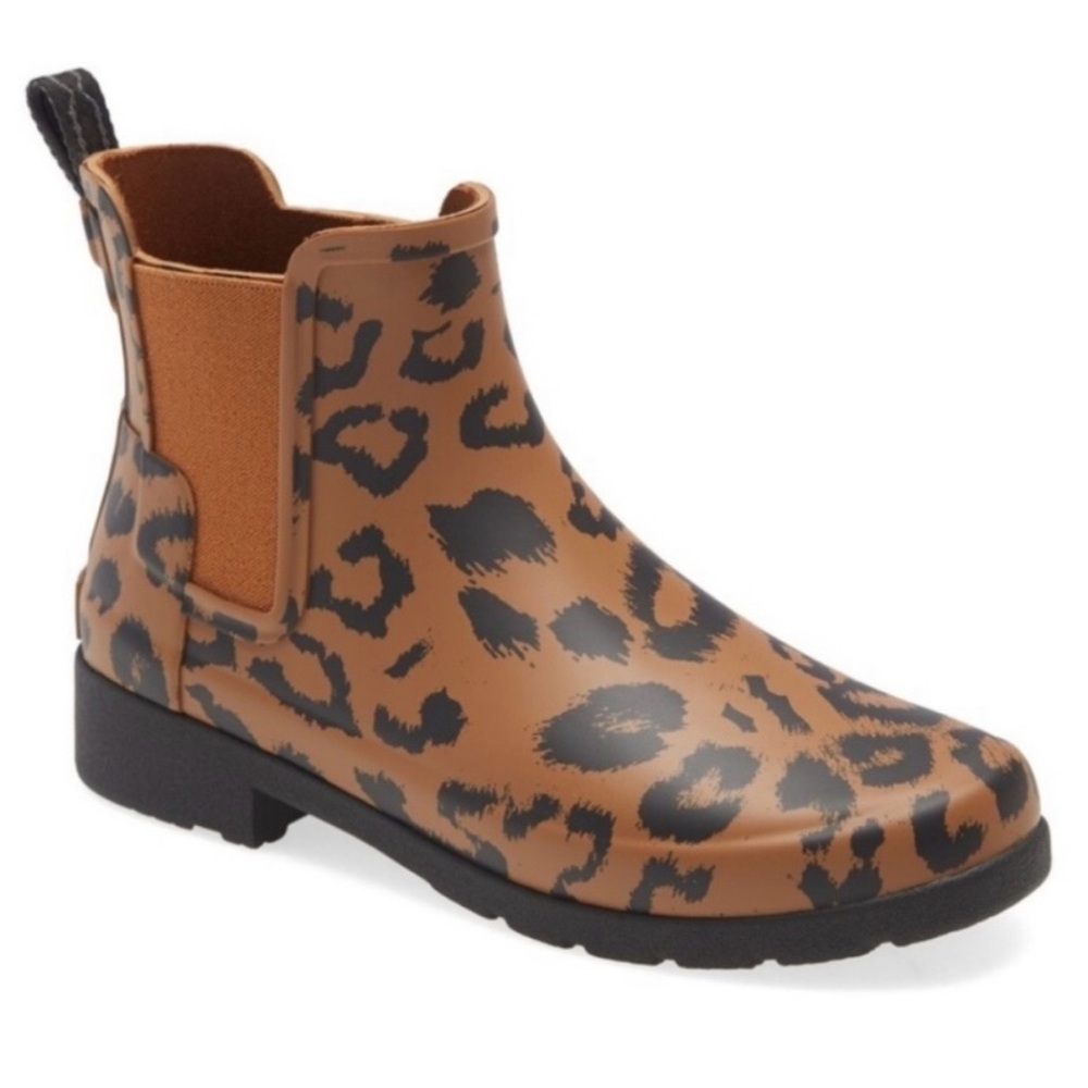 NEW IN BOX Hunter Women's Refined Chelsea Boots - Leopard Print